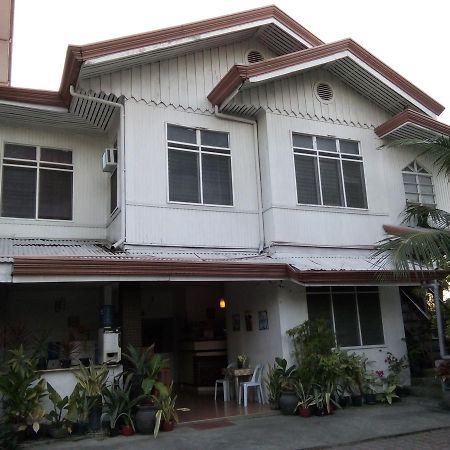 Newport Oak Pension Inn Tagbilaran Eksteriør billede