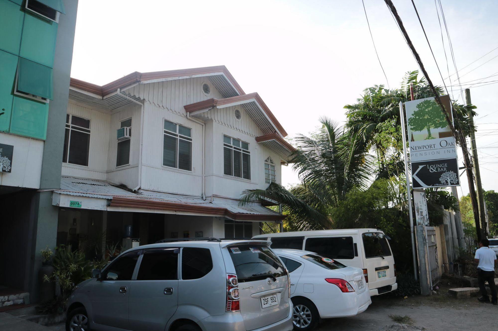 Newport Oak Pension Inn Tagbilaran Eksteriør billede